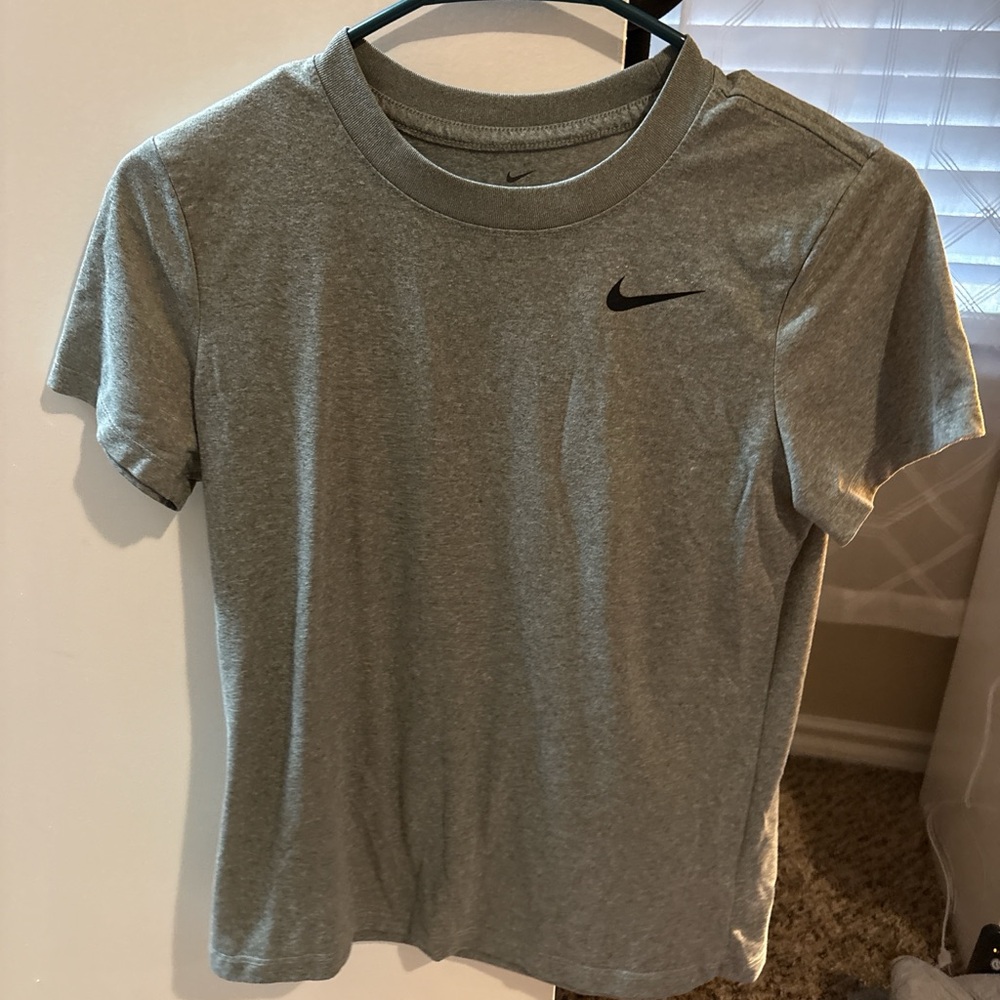 Nike Gray T-Shirt